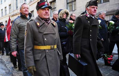 Что... вновь готовитесь к войне?