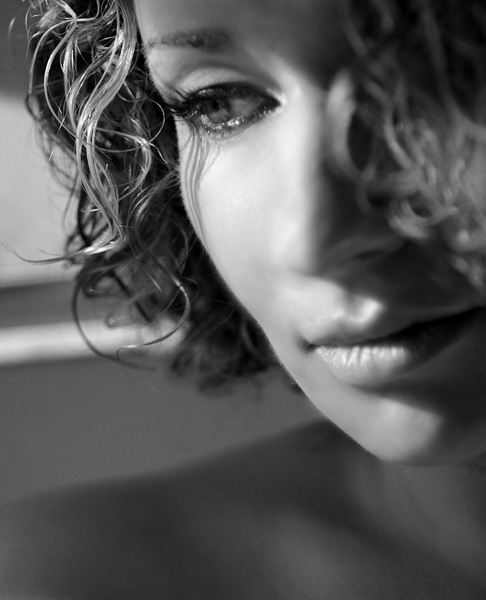 Не плакала она...