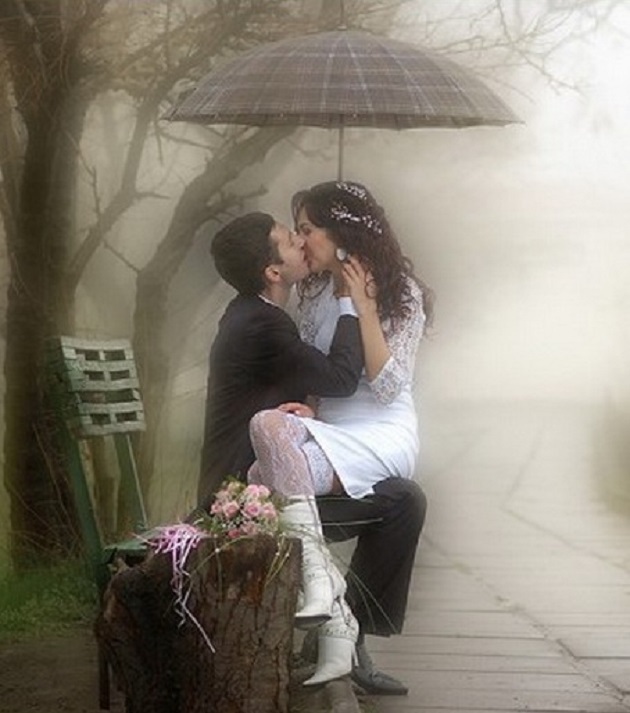 Пленяя шёпотом