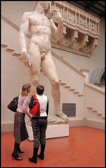 С мужиками повезло! шут. эрот