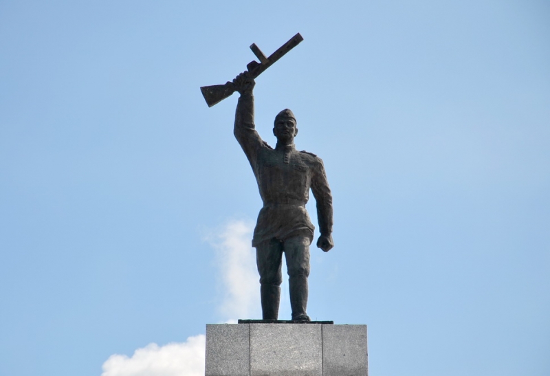 Поклон Солдату