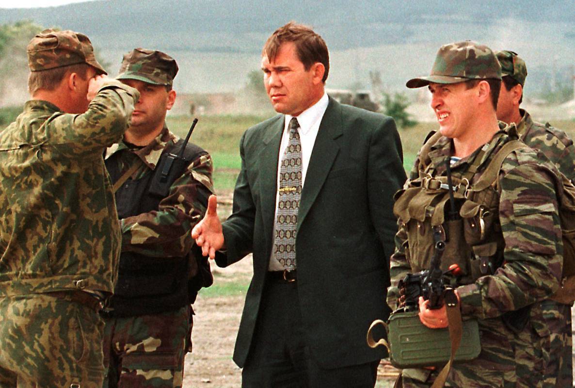 Конец первой чеченской. Генерал лебедь 1996. Генерал лебедь Приднестровье 1992.
