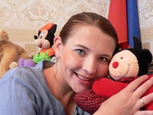 А я хочу леденцов-петушков!