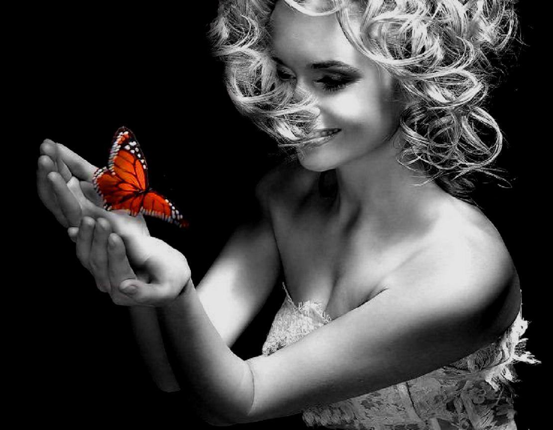 Бывают открытыми закрытыми и. Девушка-бабочка. Женщина бабочка. Девочка с бабочкой. Душа женщины.