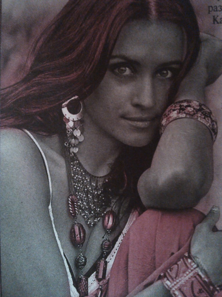 отвечает цыганка мол ты умрешь. шутки про цыганей мемы. отвечает цыганка мол ты умрешь. анекдот про цыганку. отвечает цыганка мол ты умрешь.