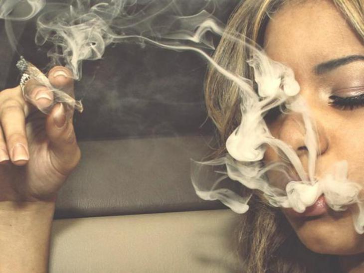 Окурок брошенный под ноги...