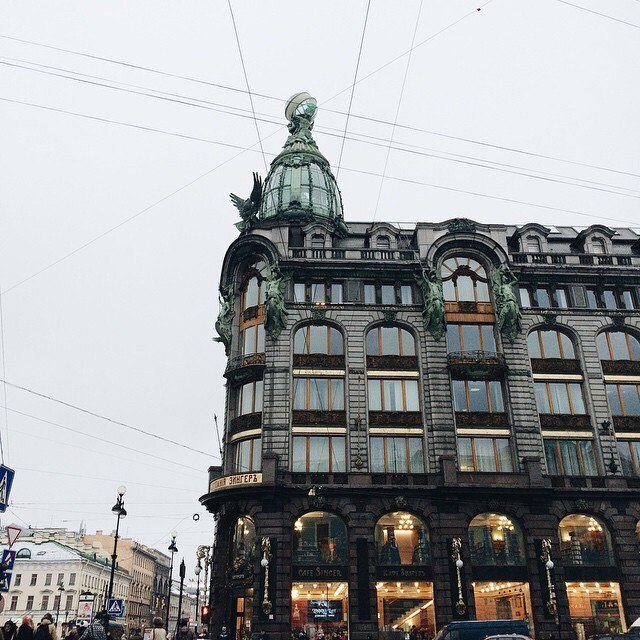 Там, в Петербурге