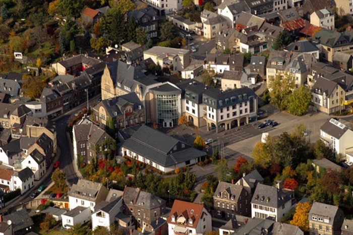 Я поселился в юности своей