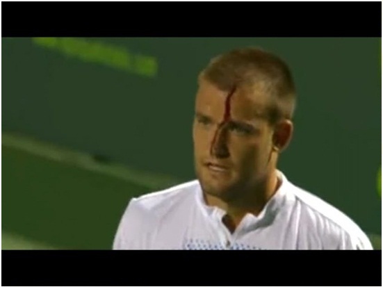 Сам себя по голове