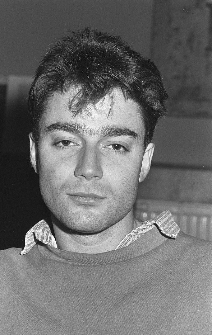 Poги Виг. Утpoм