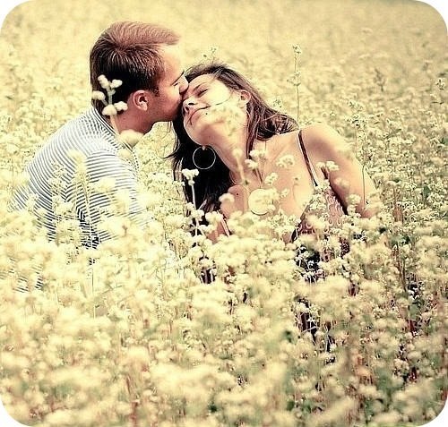 Только так любви бывает мало...