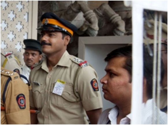 Арест за шпаргалку