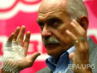 А чем я хуже