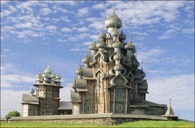 Над дубами кружатся Ветра...