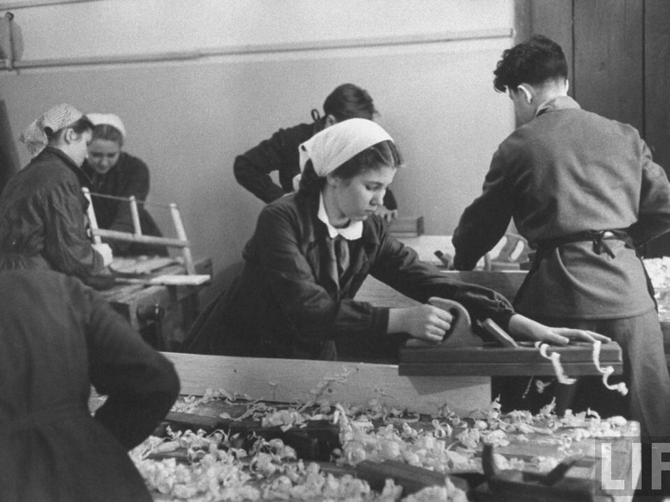 Уроки труда в 20-м веке