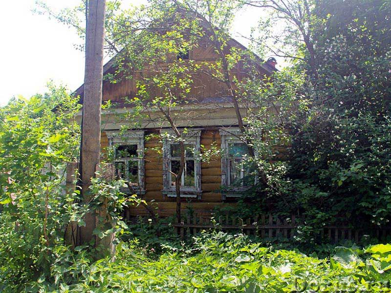 У ног растущей вширь Москвы...