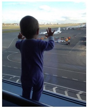 Ладошки на окошке... Памяти жертв авиакатастрофы