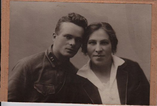 На улице темным-темно Стихи моей мамы Раевской Там