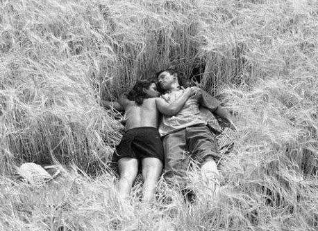 Ты терпишь любя! Меня...