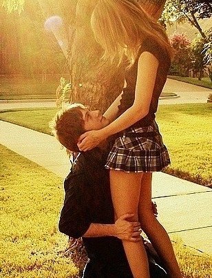 Я встану на колени пред тобой...