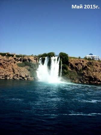 На снимках, заблудившись взглядом