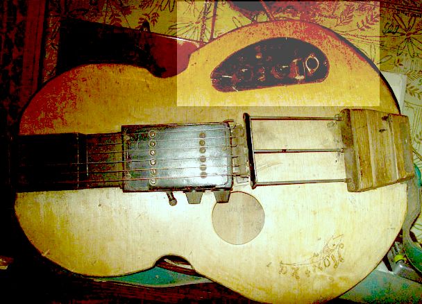 Стр. 61 Полу акустическая гитара. Агриппина 1745