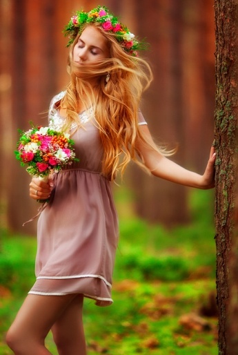 Ты ослепительно красива и прекрасна!