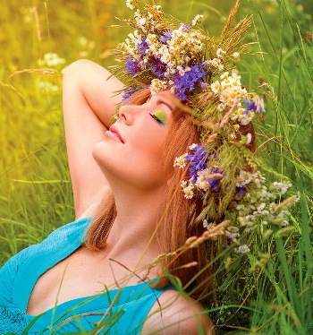 Мы идём в горизонт душу выронив...