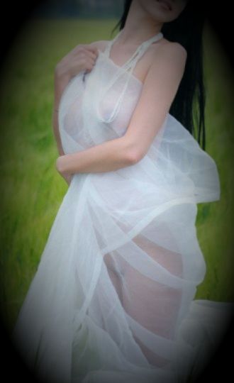 Вся прелесть женской милой красоты...