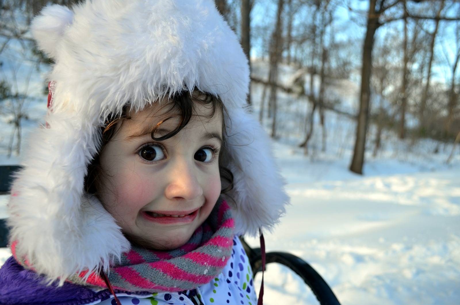 Корчить рожицы