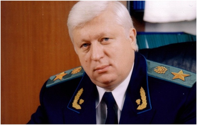 Жаль что он не прокурор