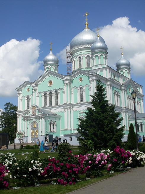 Дивное Дивеево...