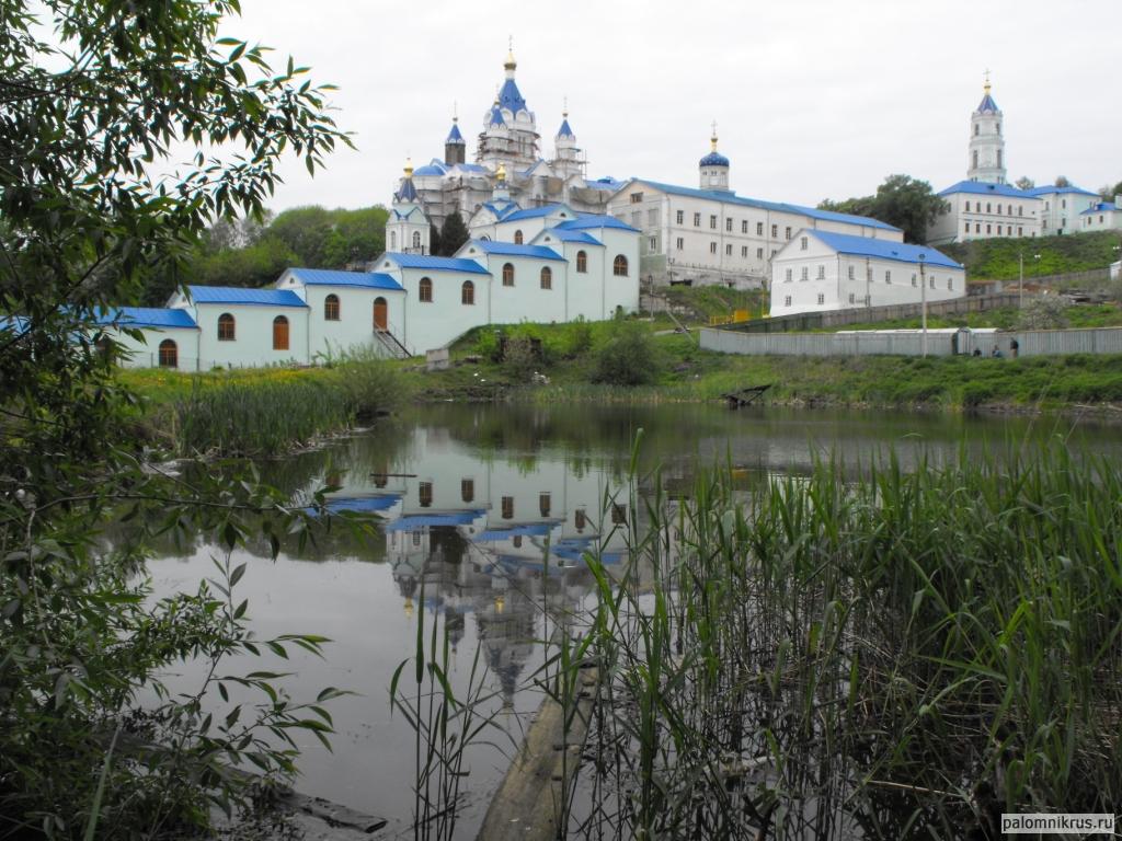 Курско коренной монастырь