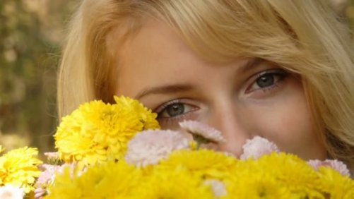 Дарите женщинам цветы