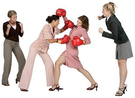 Что лучше женского мордобоя