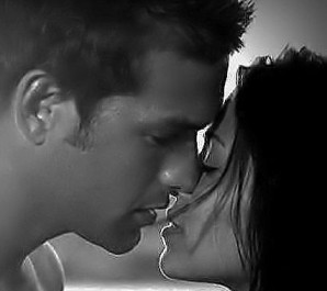 Твой поцелуй...