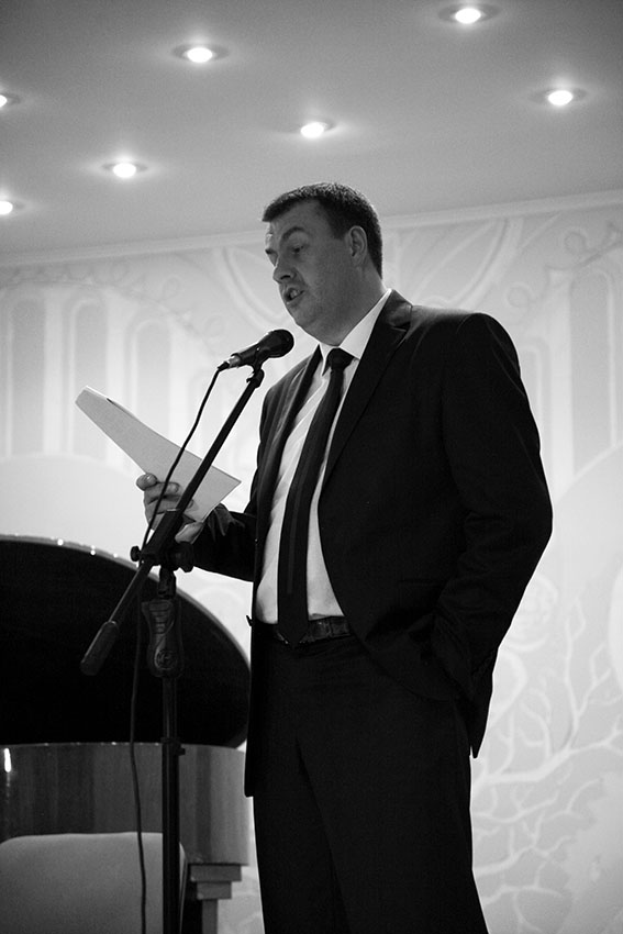 Поэтам - во Всемирный День Поэзии