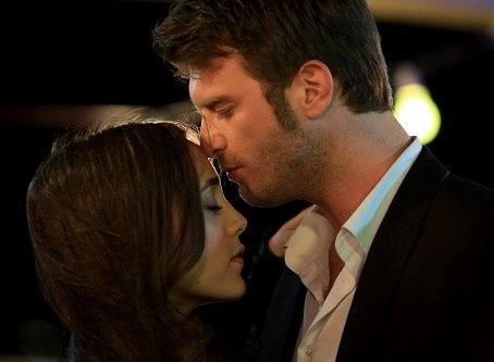 А ты твердишь, что чувства навсегда