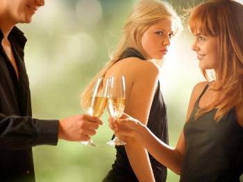 Не твой герой