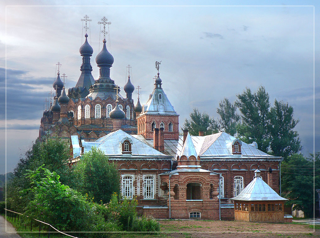 Шамордино Казанский храм внутри