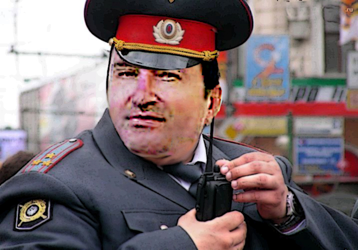 Парень с пистолетом