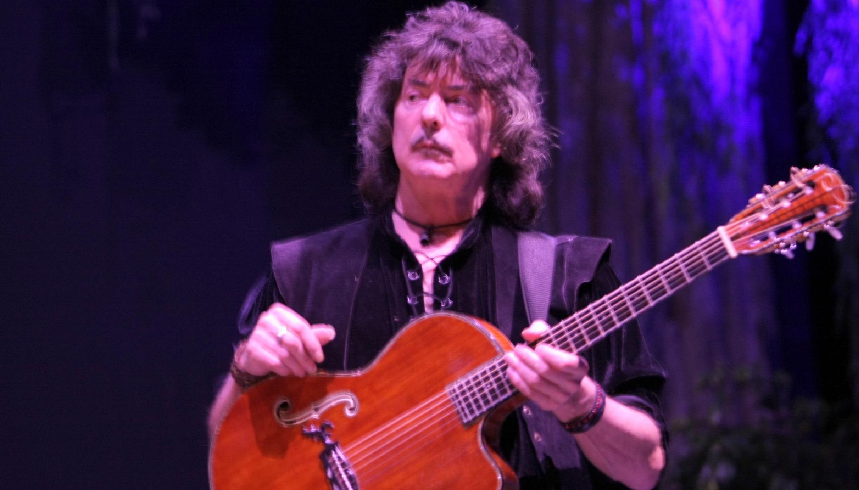 077 Королева прекрасного звука Текст для песни