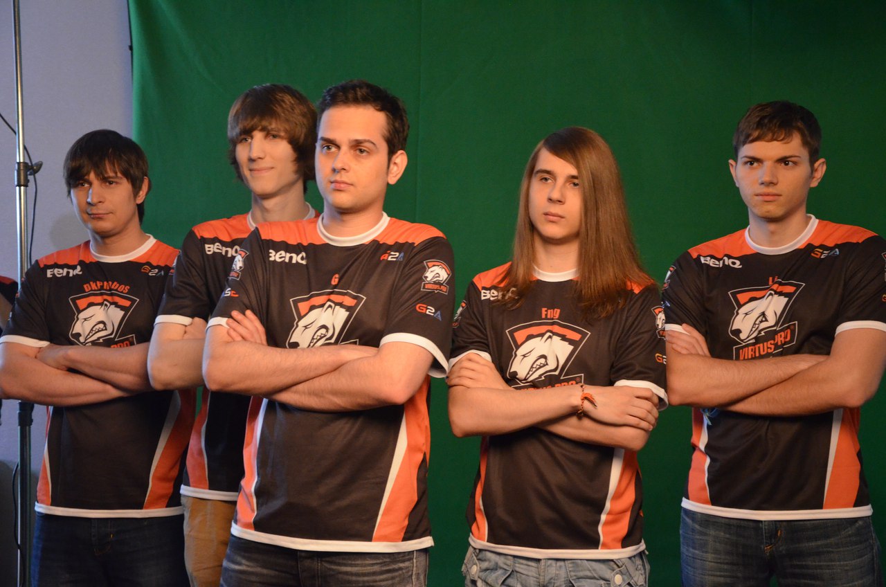 Newbee dota 2 состав. логотипы команд по доте. команды дота два. команды дота 2. Ig dota 2 состав.