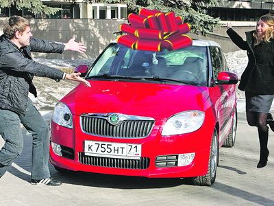 Почему люди любят получать подарки?