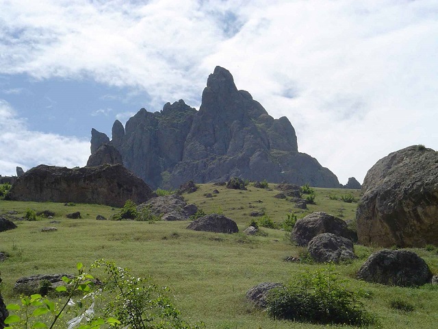 Гора бешбармаг сиазаньский район фото Горные цветы (Любовь Голейчук Коэн) / Стихи.ру