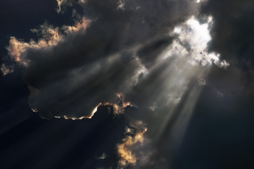 Мраком задернуты небо и даль ветер. Ветер на черном фоне. Ветер ночью. Сильный ветер. Мраком задернуты небо и даль ветер.