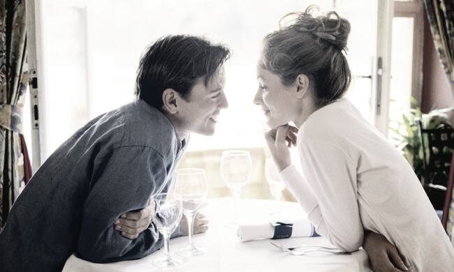 Она просто улыбалась и сияла