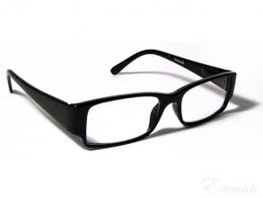 Эти очки напротив...