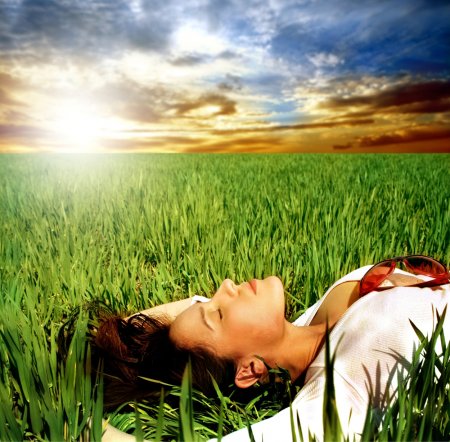 Босиком по траве