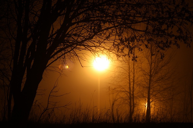 Прикрываем глаза